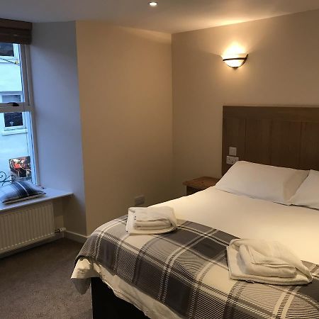Caledonian Hotel Portree Eksteriør billede