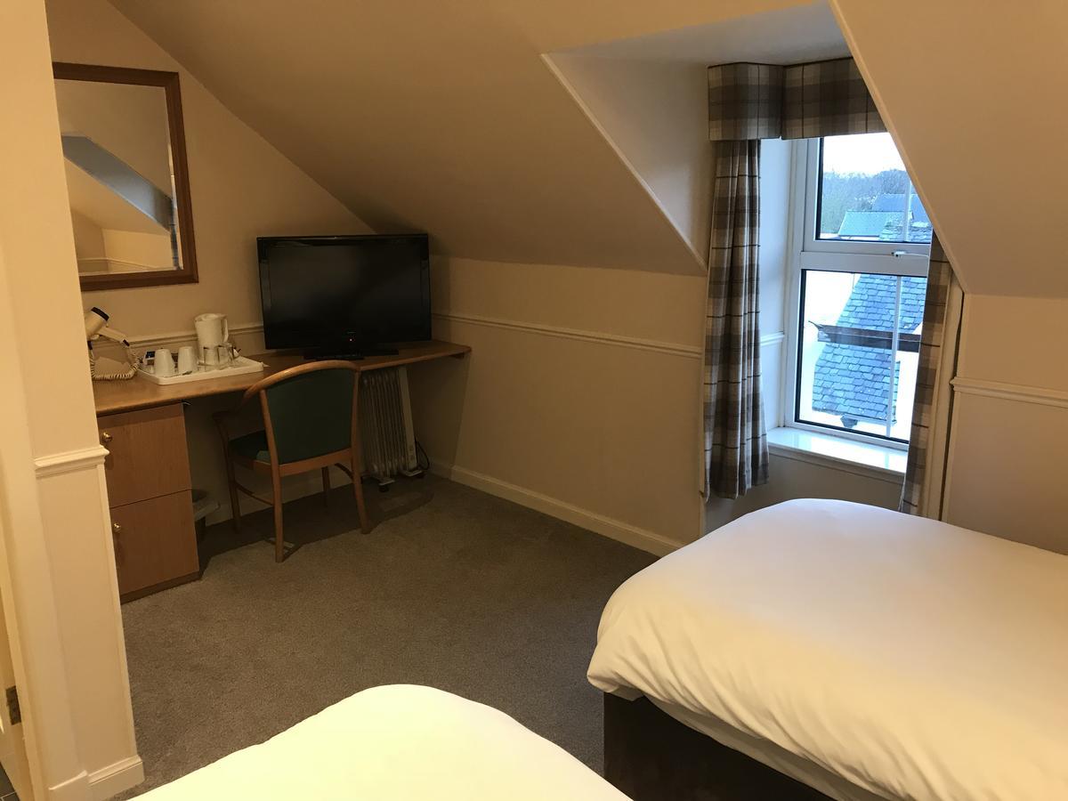 Caledonian Hotel Portree Eksteriør billede