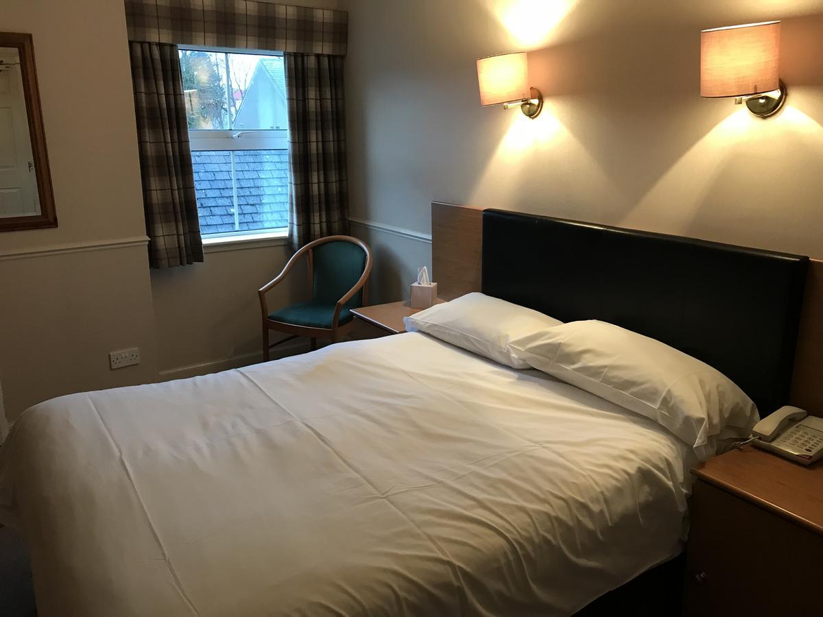 Caledonian Hotel Portree Eksteriør billede