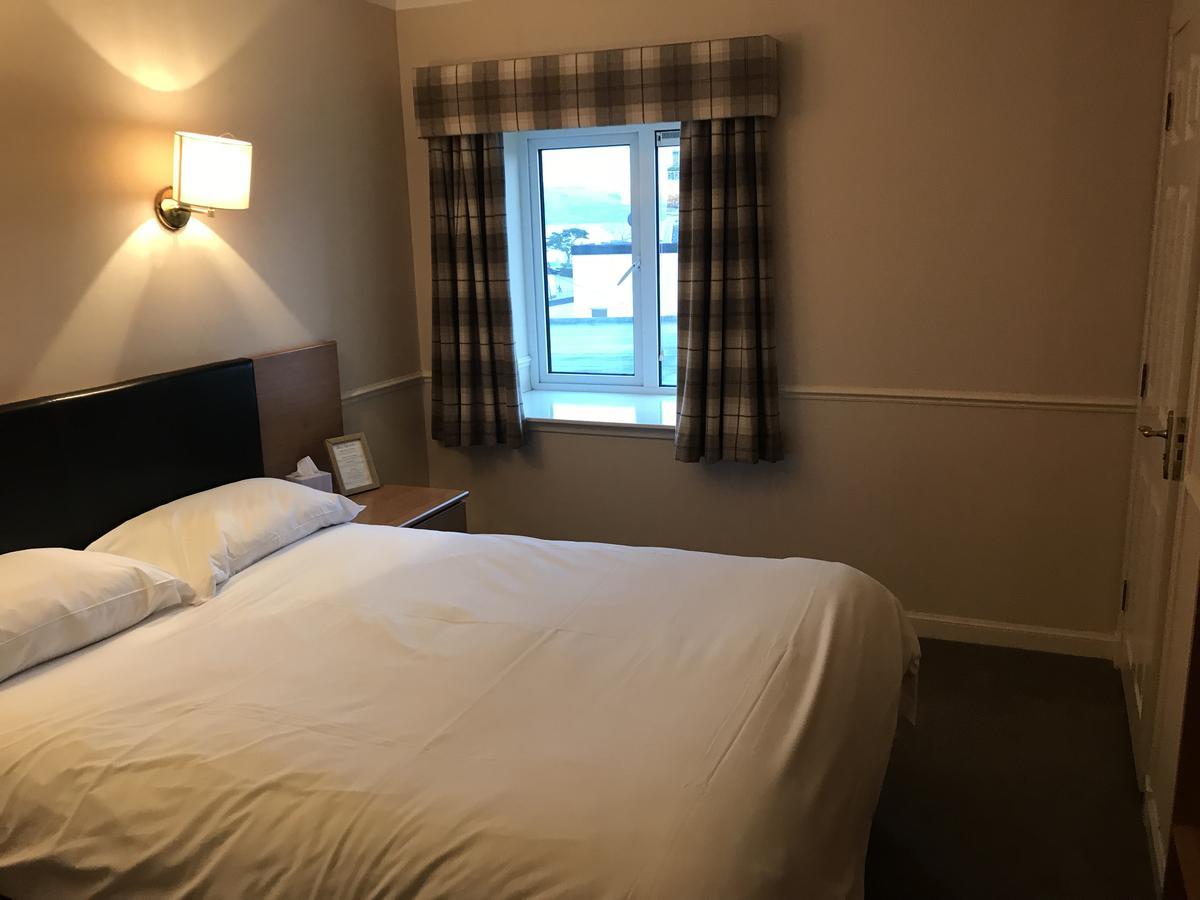 Caledonian Hotel Portree Eksteriør billede